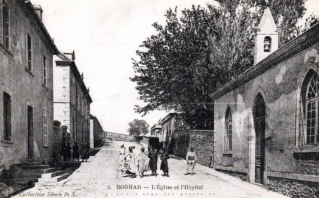 Boghar - Eglise et Hopital.jpg